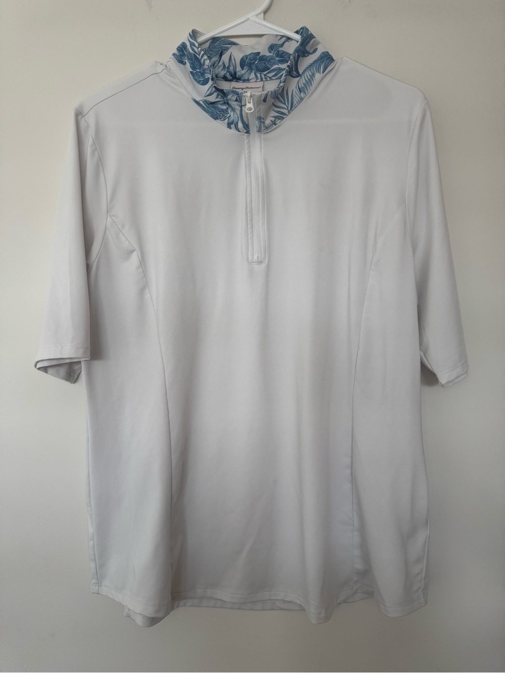Tommy Bahama Women’s Active Golf Polo 1/4 Zip Top XL